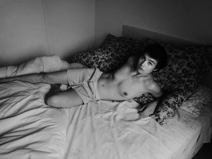 „Marion in Bed“ (2009), © Émilie Jouvet